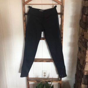 Black workout leggings